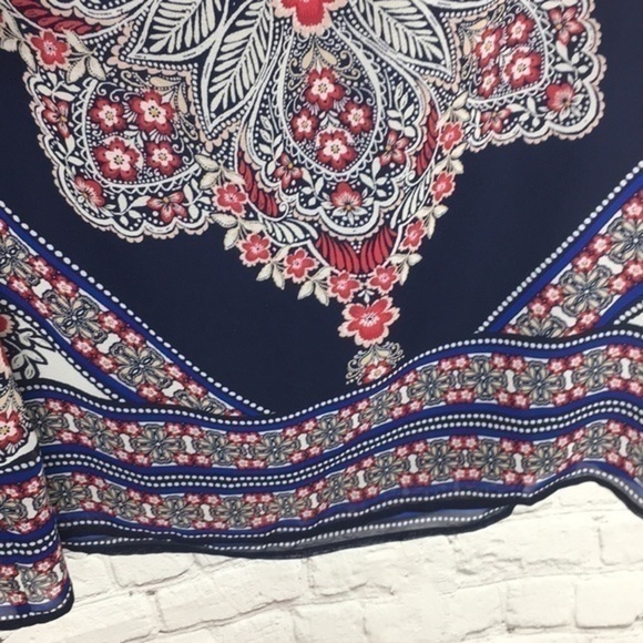 APT 9 floral boho sheer bell sleeves tunic top - Picture 8 of 9